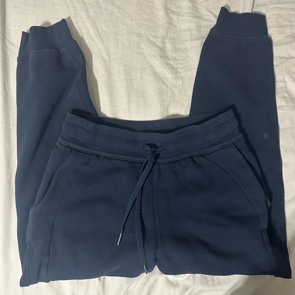 lululemon athletica navy Joggers